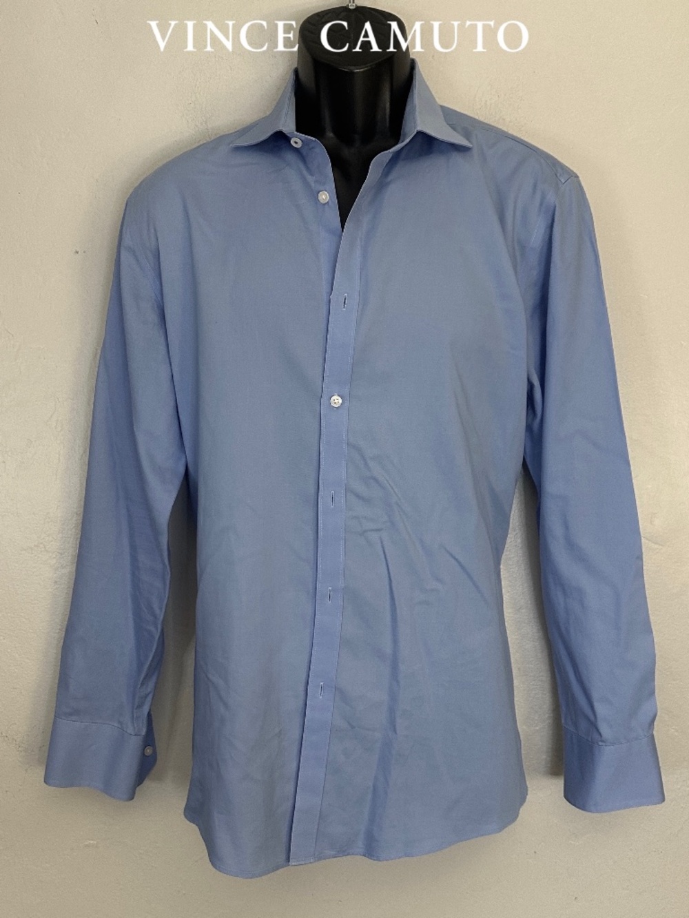 Vince Camuto Dress Shirt 15.5 / 3-33 Gently worn 100% cotton 21" armpit to armpi